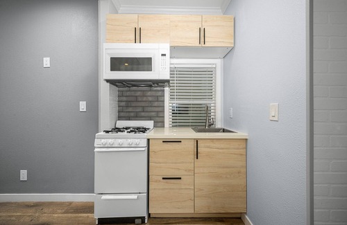 Newport Beach Apartment | West Oceanfront Oasis 3