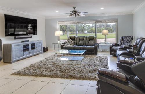 Hunt Club Apartment | West Palm Beach Rental with Private Pool and Patio!