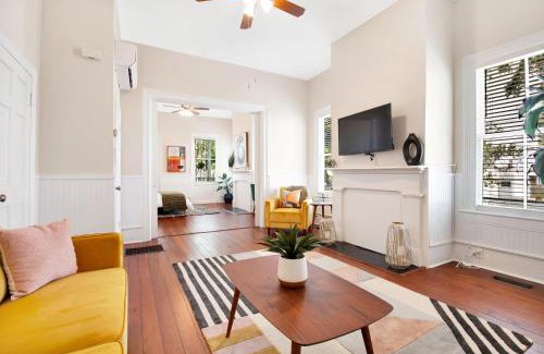 Savannah Victorian District House | West Park Suites Unit A