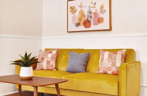 Savannah Victorian District House | West Park Suites Unit D