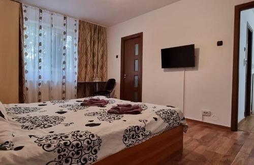 Ploiesti Apartment | West Residence