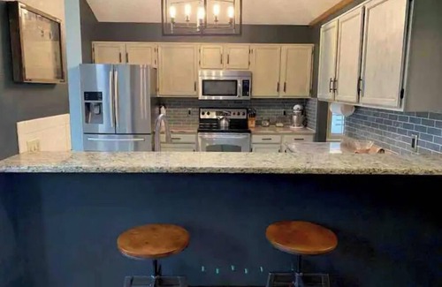Northwest Colorado Springs House | ★West-Side Retreat★ 5m to Garden of the Gods & AFA