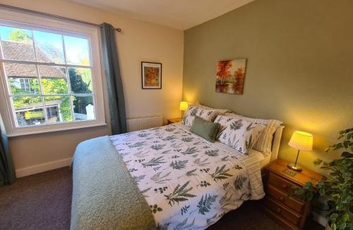 Wimborne Apartment | West Street Apartments - Flat 2