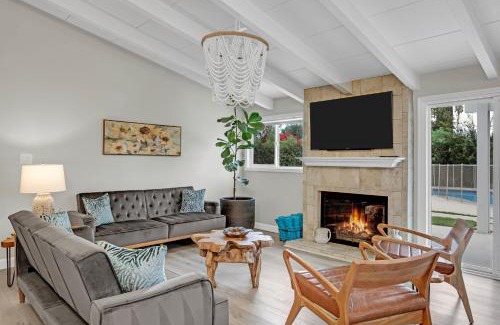 Woodland Hills House | West Valley by AvantStay Large Yard w Pool