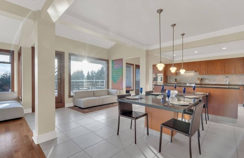 West Vancouver House | West Vancouver Getaway