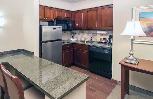 Covington Hotel | WeStay Suites - Covington Mandeville