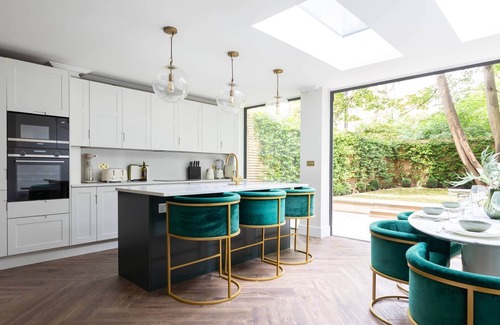 Westbourne Apartment | Westbourne Park Road XVIII by onefinestay