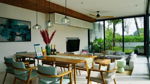 Long Beach Villa | Westcoast PQ Sunshine spacious 3BR private pool villa