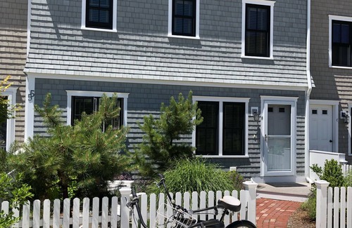 Provincetown House | Westend, 2 ensuites, 2 parking spaces, 2 bikes