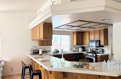 Hemet House | Western Horizon Home