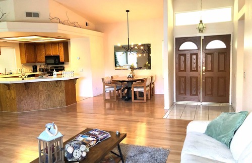 Hemet House | Western Horizon Home