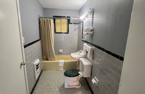 Sayre Hotel | Western Motel