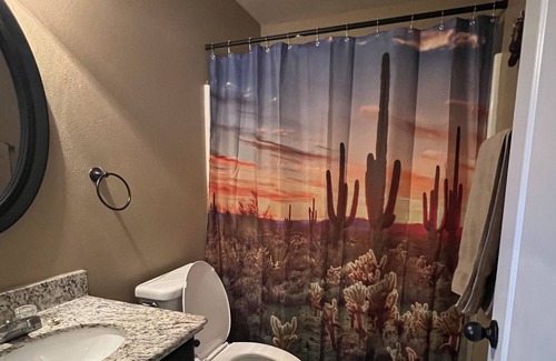Eagle Pass Apartment | Western Style King,Queen&Sofabed