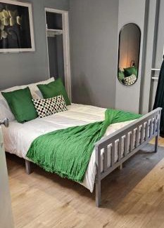 Gorgie Apartment | Westfield apartments near Murrayfield stadium