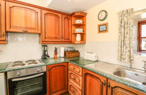 Mickleton Cottage | WESTFIELD COTTAGE, pet friendly, with a garden in Mickleton, Teesdale