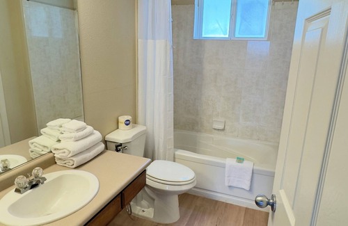 Apple Hill Hotel | Westhaven Inn Pollock Pines