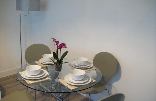 East Kilbride Apartment | Westpark Apartment