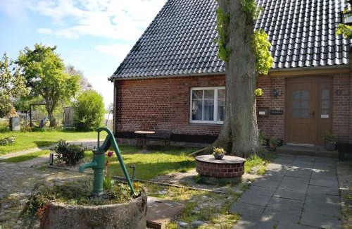 Gross Zicker Apartment | Westphal`s Ferienwohnung