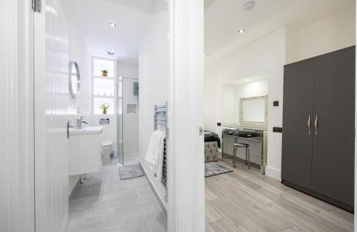 Levenshulme Apartment | WestPoint Luxury Apartment