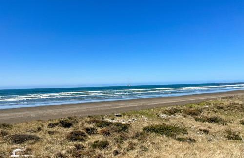 Westport House | Westport Waves Beach House