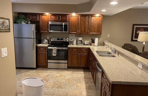 Table Rock Condo | WestRidge Hideaway ~ Remodeled 2 bed 2 bath Walk-in Condo