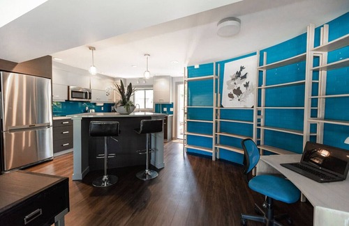 Victoria Apartment | Westshore Pet Friendly Suite