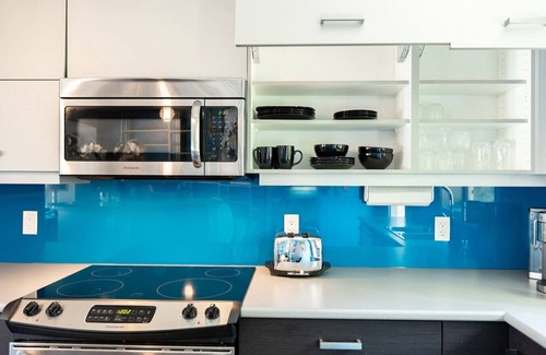 Victoria Apartment | Westshore Pet Friendly Suite