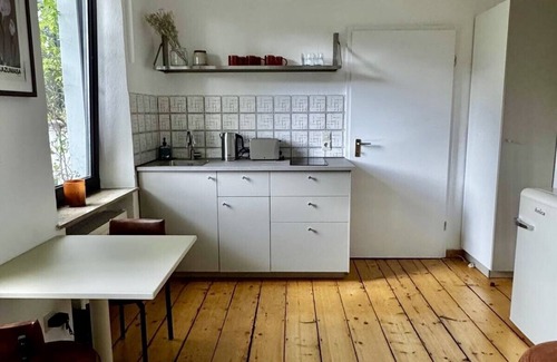 Krefeld Apartment | Westside apartment with Netflix and WiFi