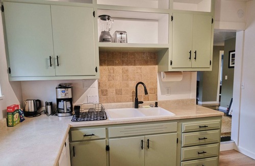 Westside House | Westside Bungalow Near Downtown & River Trail