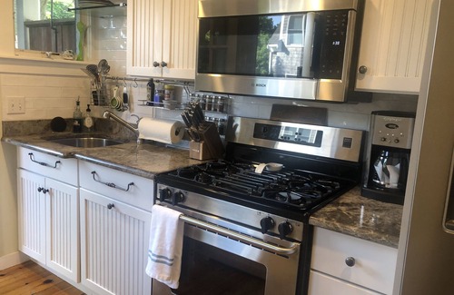 Provincetown Condo | Westville Cottage - Luxury West End Accommodation - Pets Allowed