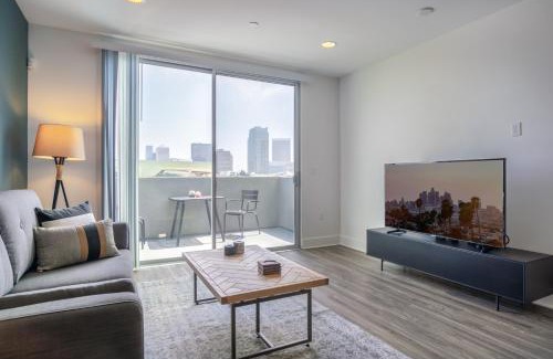 Westwood Apartment | Westwood 1BR w WD in unit nr Beverly Hills LAX-141