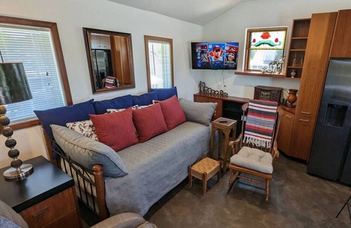 Berry Hill Apartment | WestWood Shed Balcony-Berry Hill of 8th by Geodis