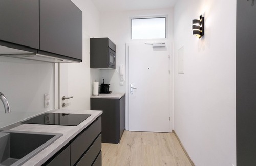 Funfhaus Apartment | WF-Apartment near Westbahnhof Top 3