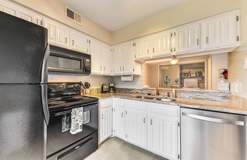 Far North Dallas Condo | WFH-Friendly Condo Near Galleria in North Dallas!