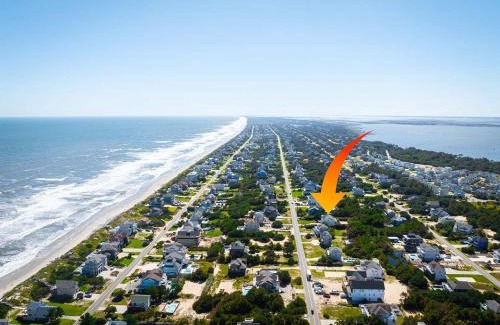 Whalehead Beach House | Whalehead Adventure With Ocean Views Pool Spa