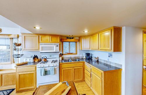 Brookings House | Whaleshead Wonderland