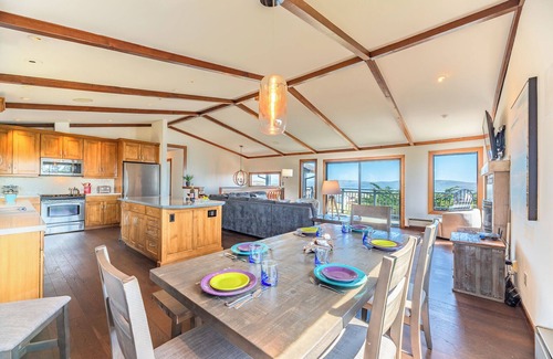 Dillon Beach House | WhaleWatch~Scenic Coastal Retreat Perfect for Families, WiFi/HotTub/GmRm/Pup