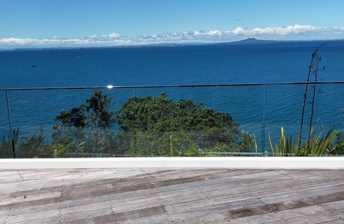 Manly Apartment | Whangaparaoa Retreat with jaw-dropping views