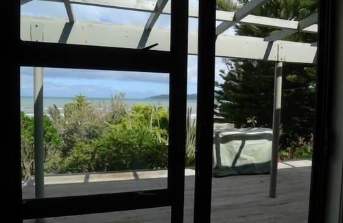 Paraparaumu House | Wharemauku Retreat Raumati