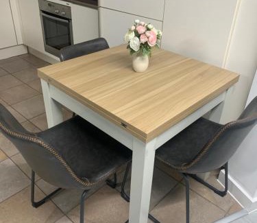 Castlefield Apartment | Wharf Inn Premier Apartment Central Manchester - Free Private Parking