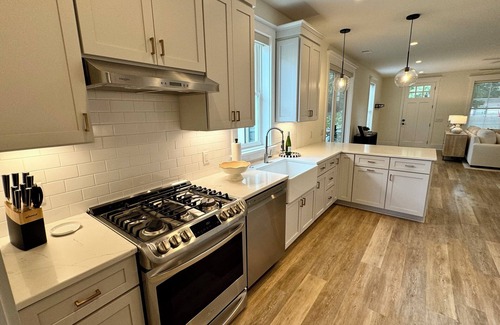 Olde Town House | Wharf Street Coastal Escape