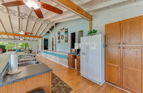 Crane Hill House | What-A-View: 4 BR, 1 BA in Crane Hill, Sleeps 10