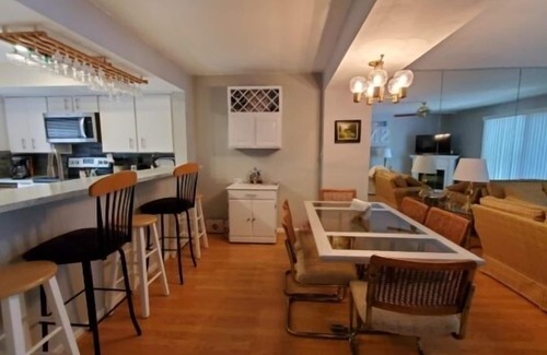 North Shore House | What A View, Wifi, ping pong, cloe to amenities