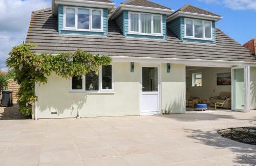 South Hayling House | Wheatlands