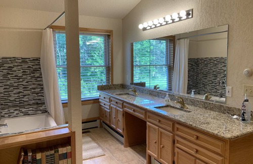 Menomonee Falls House | Where family and friends reunite to make new memories together.