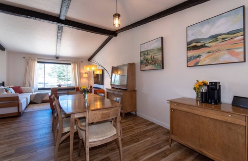 Colorado Springs House | Where Old Colorado City meets Garden of the Gods