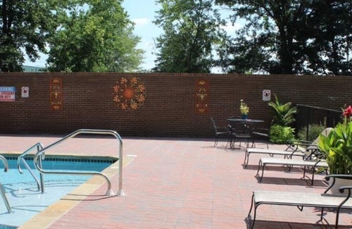 North Little Rock Apartment | WHERE TRAVELING NURSES , BUSINESS PROFESSIONALS, & MILITARY CALL HOME 201