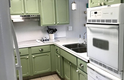 Lake Arrowhead House | Whileaway Lakehouse Beautiful Lakefront Home Perfect for Making Memories!