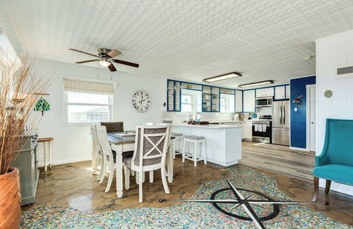 Surfside Beach House | WhimSea Bay – Where the Beach Vibes are High & the Stress is Low!