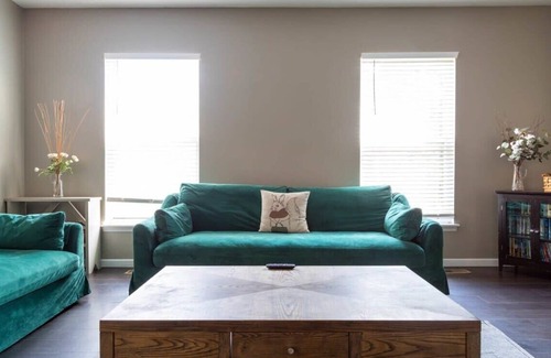 The Gate House | Whimsical 4BR | Bunks & Playground / ABODEbucks